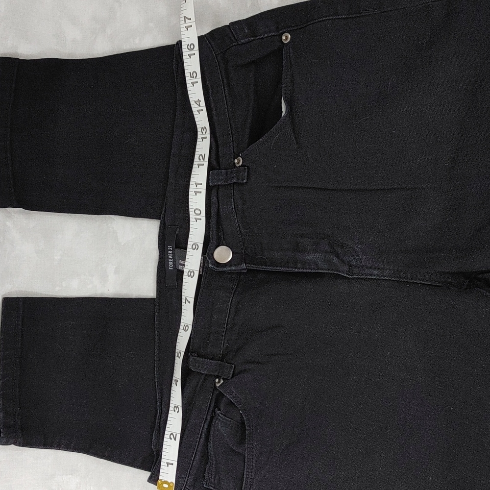 Forever 21 Black Skinny Jeans - Picture 9 of 10